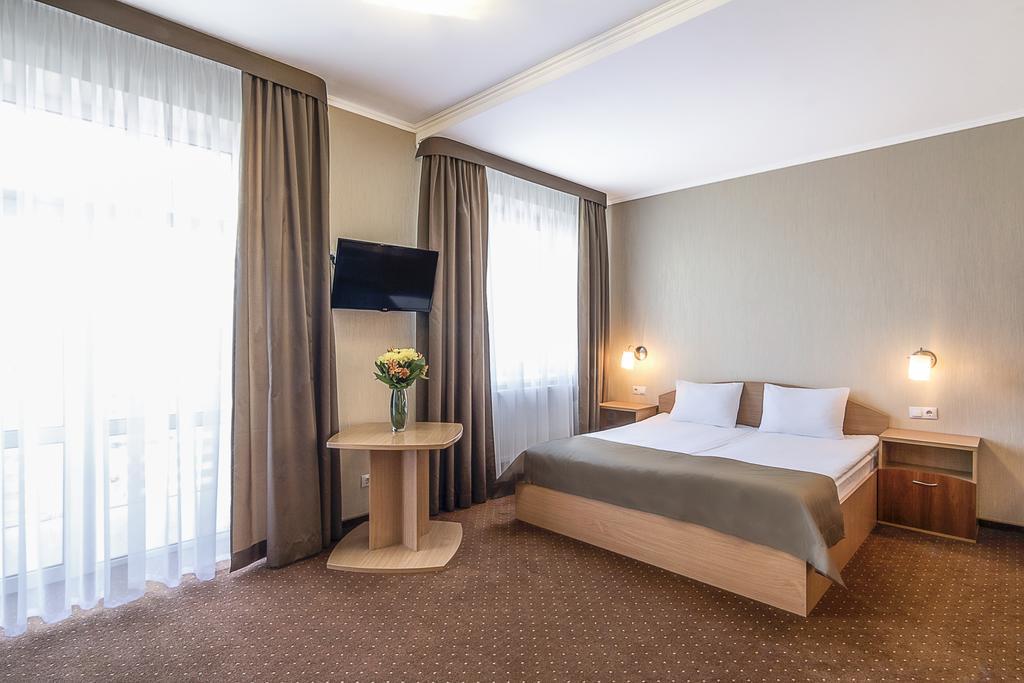 Mariot Medical Center Hotel Truskavets Bagian luar foto