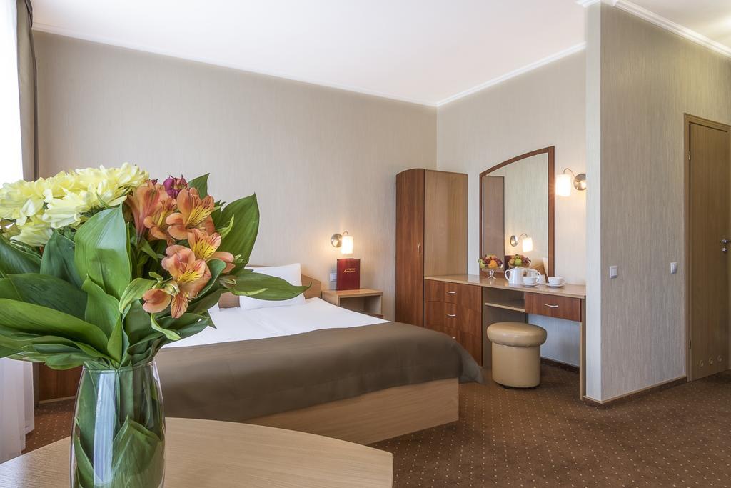 Mariot Medical Center Hotel Truskavets Bagian luar foto