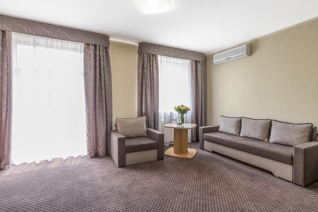 Mariot Medical Center Hotel Truskavets Bagian luar foto