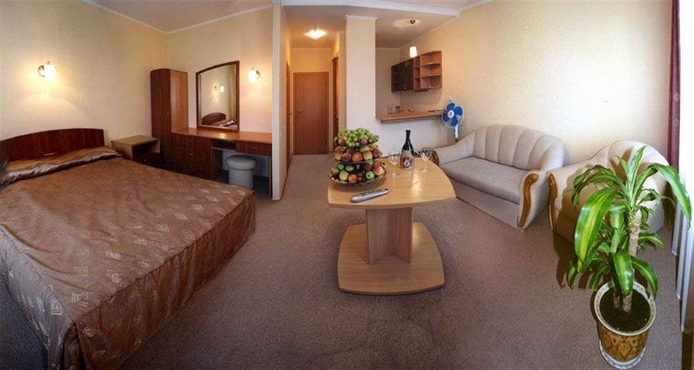 Mariot Medical Center Hotel Truskavets Bagian luar foto